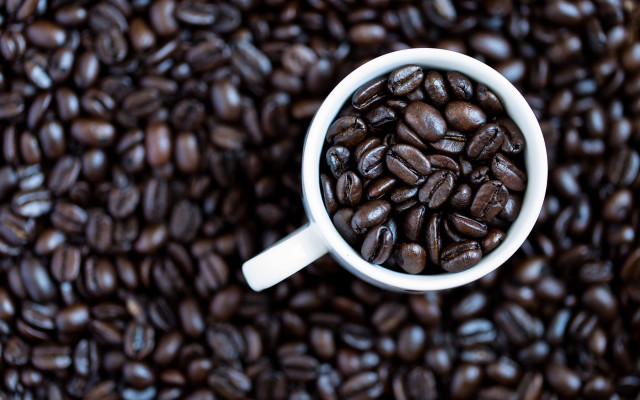 Coffee beans cup spoon topview free wallpaper - medium preview image