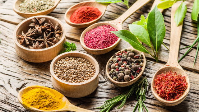 Spices wooden spoons herbs leaves free wallpaper - medium preview image