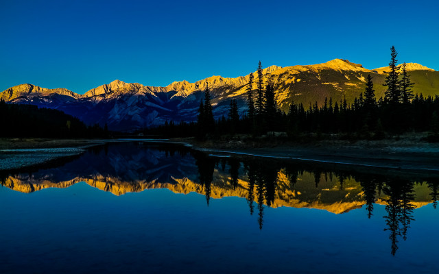 Mountain range reflection sunset forest #2 free wallpaper - medium preview image