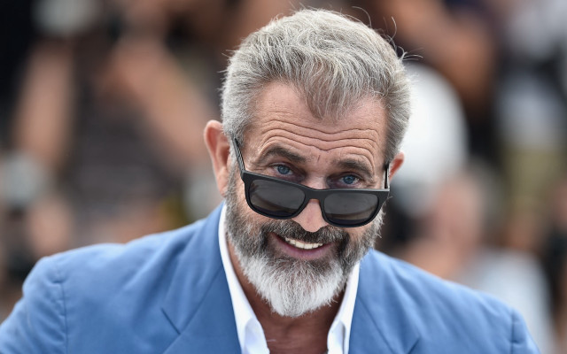 Bearded man sunglasses smiling bokeh free wallpaper - medium preview image