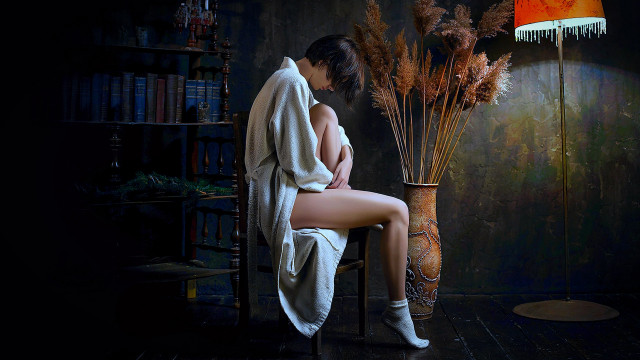 Woman sitting lamp flowers towel free wallpaper - medium preview image