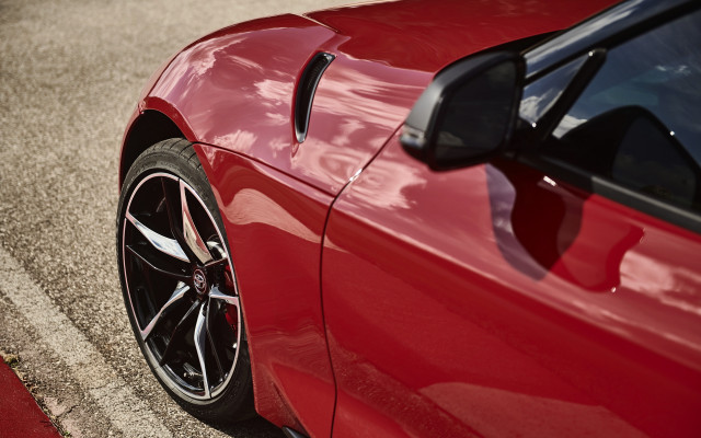 Red sports car open door free wallpaper - medium preview image