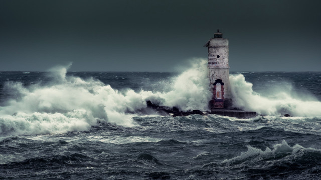 Lighthouse waves stormy ocean darksky free wallpaper - medium preview image