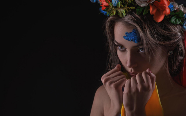 Woman flowercrown yellow ribbon yellow free wallpaper - medium preview image
