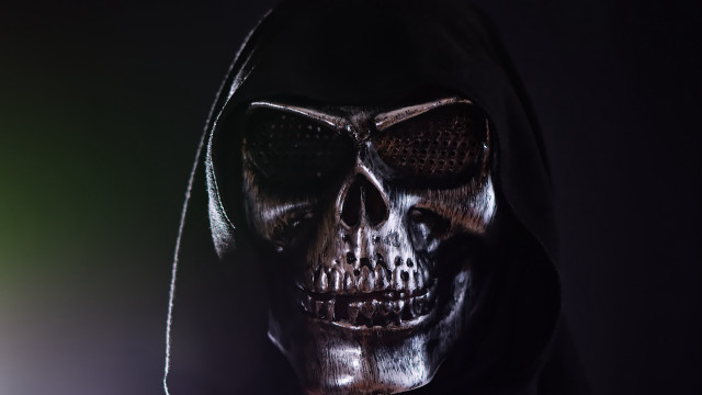 Skull hooded jacket green light free wallpaper - medium preview image