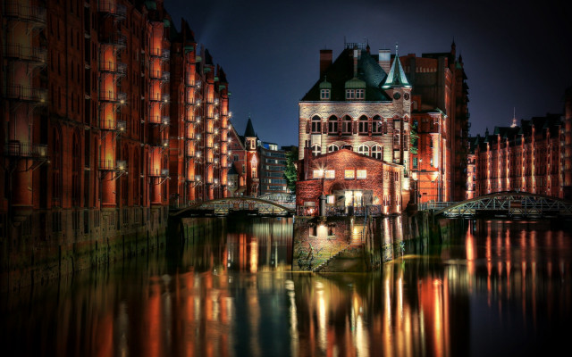 Large building clock tower bridge free wallpaper - medium preview image