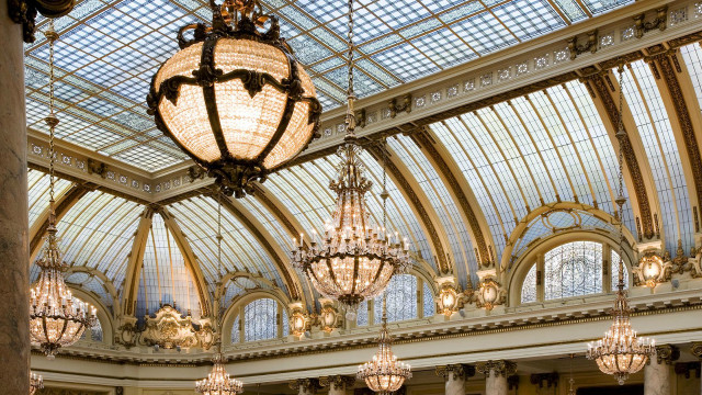 Large chandelier glass ceiling building free wallpaper - medium preview image