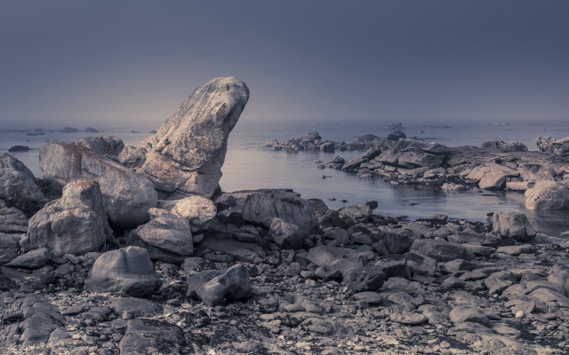 Large rock beach ocean cloudy free wallpaper - medium preview image