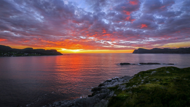 Sunset mountains water cloudy sky free wallpaper - medium preview image