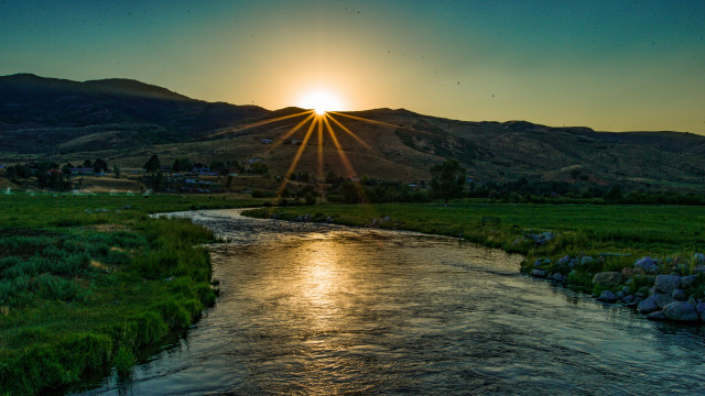 River green field sunset mountain free wallpaper - medium preview image