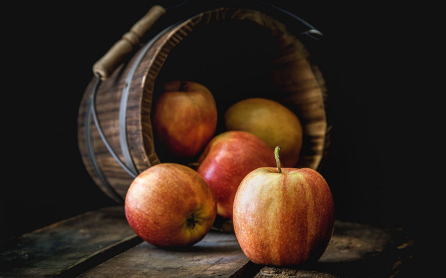Basket apples wooden table black free wallpaper - medium preview image