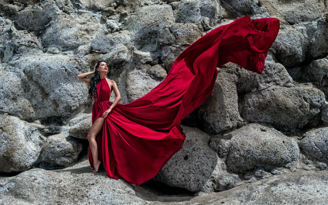 Woman in red dress rocky free wallpaper - medium preview image