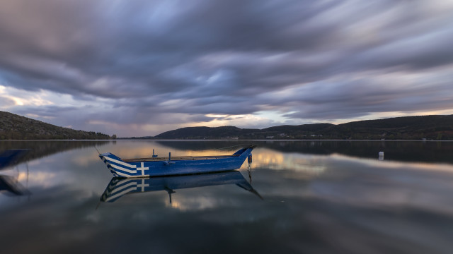Boat water cloudy sky mountains #6 free wallpaper - medium preview image