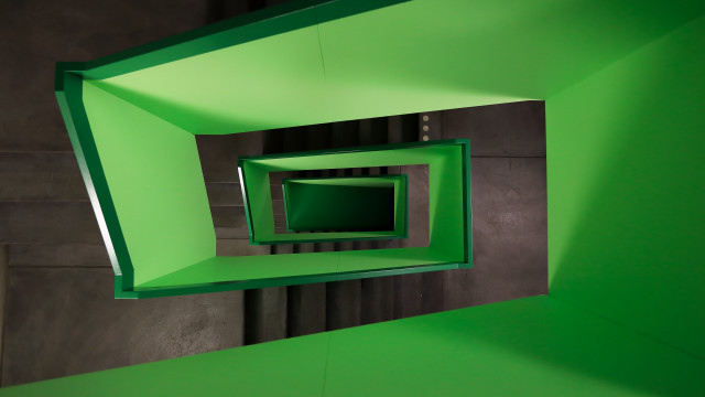 Green room square opening center free wallpaper - medium preview image