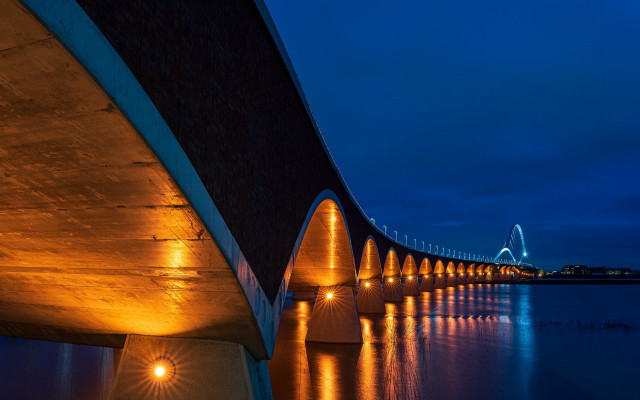Night lit bridge city sunset free wallpaper - medium preview image