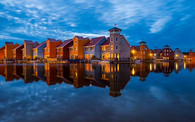 Night houses reflections bridge pagoda free wallpaper - medium preview image