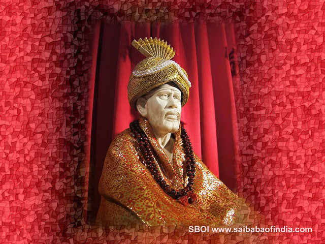 Statue man gold outfit beads free wallpaper - medium preview image