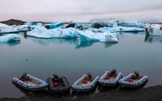 Boats icebergs mountains ecological art free wallpaper - medium preview image