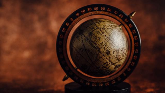 Small globe stand table brown free wallpaper - medium preview image