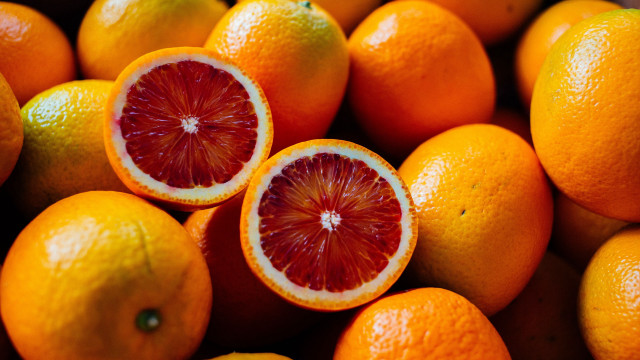 Oranges cut half neo fauvism free wallpaper - medium preview image