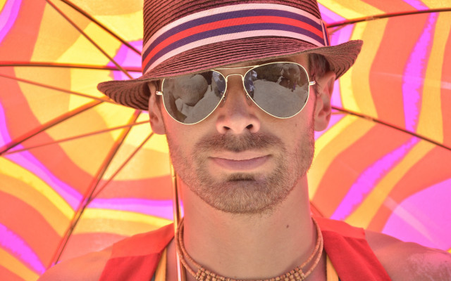 Summer vibrancy portrait hat sunglasses free wallpaper - medium preview image