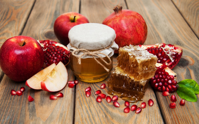Wooden table apples honey pomegranates free wallpaper - medium preview image