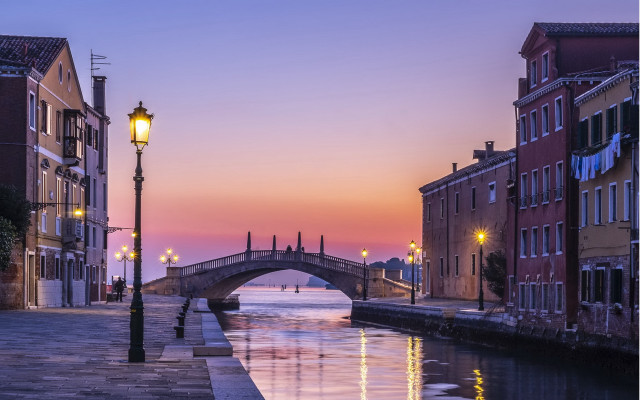 Bridge river pagoda city lights free wallpaper - medium preview image