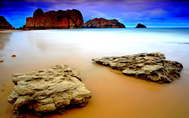 Rock formation beach blue sky free wallpaper - medium preview image