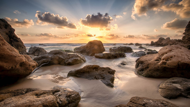 Sunset rocky beach cloudy sky #6 free wallpaper - medium preview image