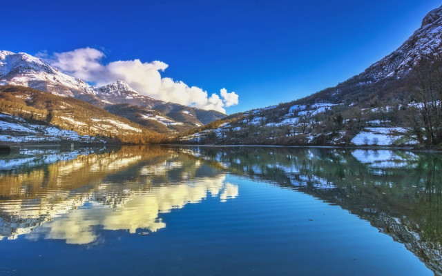 Mountain reflection lake snow clouds free wallpaper - medium preview image