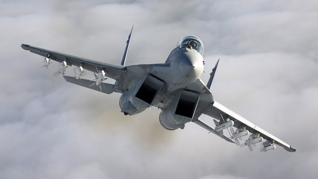 Fighter jet clouds landing gear free wallpaper - medium preview image