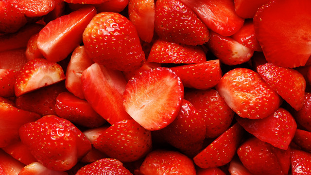 Strawberries water droplets red background free wallpaper - medium preview image