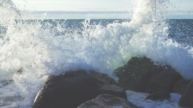 Wave rocks ocean beach sky free wallpaper - medium preview image