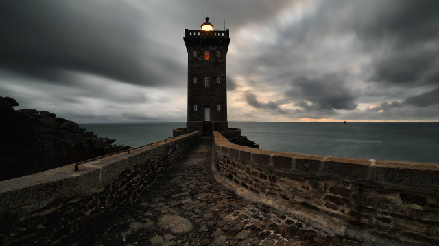 Lighthouse rocky shore cloudy sky #8 free wallpaper - medium preview image