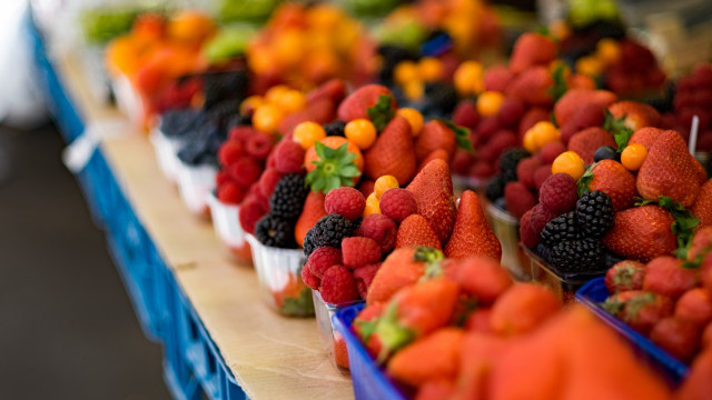 Fruit table blue tray bokeh free wallpaper - medium preview image