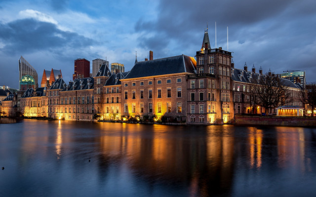 Clock tower cityscape river bridge free wallpaper - medium preview image