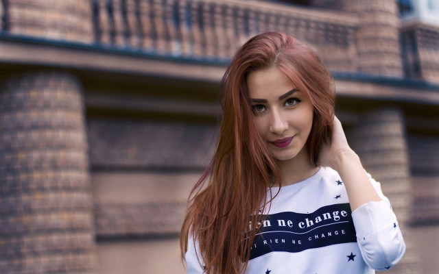 Eszter mattioni red haired neo free wallpaper - medium preview image