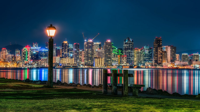 Tokyo cityscape lake night brightlights free wallpaper for desktop - medium preview image