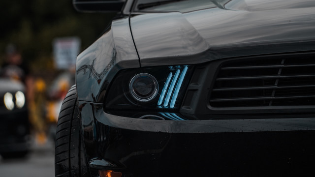 Car headlights grill cobra military free wallpaper - medium preview image