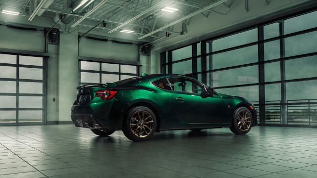 Green car garage 3d render free wallpaper - medium preview image