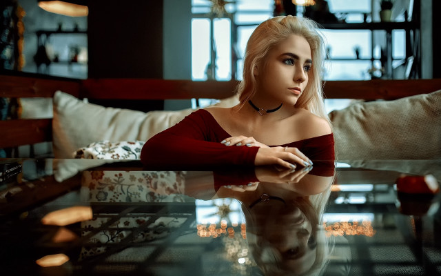 Woman sitting crossed arms blonde free wallpaper for desktop - medium preview image