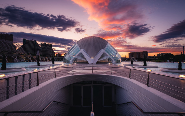 Dome boat dock sunset cityscape free wallpaper - medium preview image