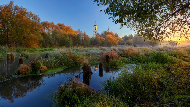 River light tower autumn ecological free wallpaper - medium preview image