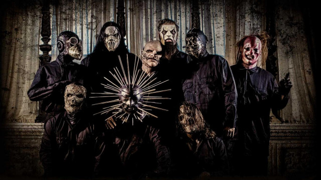 Scary faces makeup group photo free wallpaper - medium preview image
