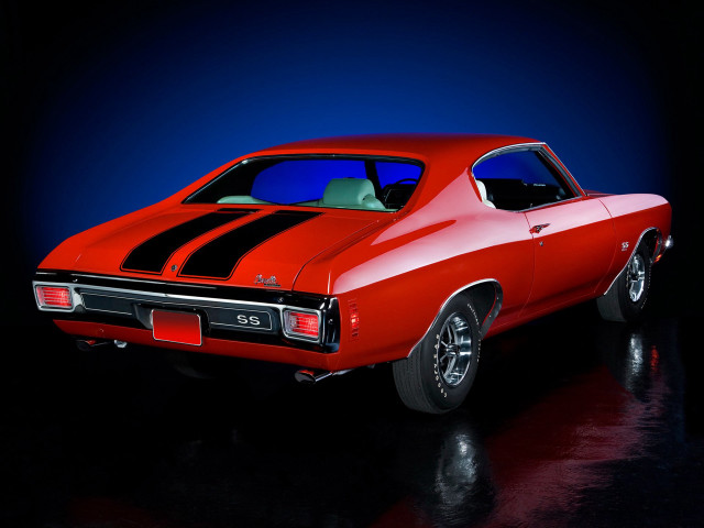 Red car black stripe neoclassic free wallpaper - medium preview image