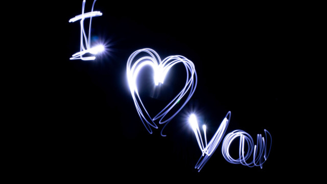 Lights love hologram dark heart free wallpaper - medium preview image
