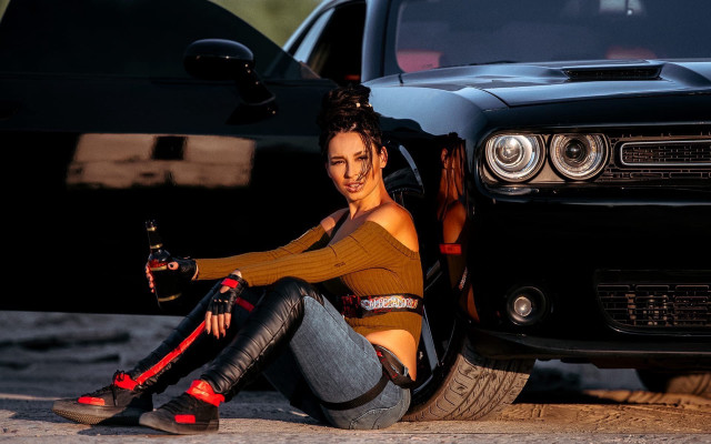 Eve rider woman car beer free wallpaper - medium preview image