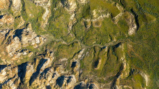 Mountain range aerial view tilt free wallpaper - medium preview image