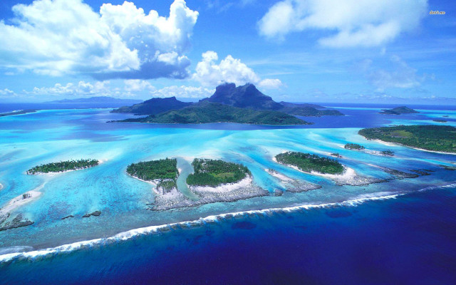 Island small islands ocean cloudy free wallpaper - medium preview image