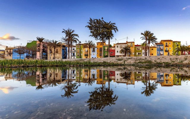 Colorful houses lake palm trees free wallpaper - medium preview image